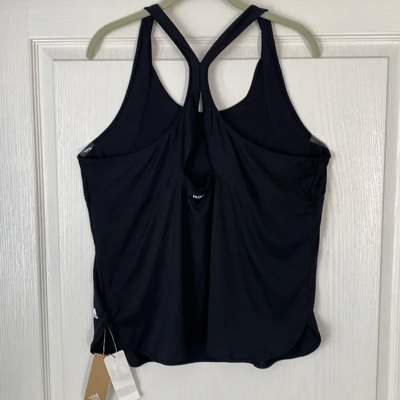 Adidas top - Picture 3 of 4